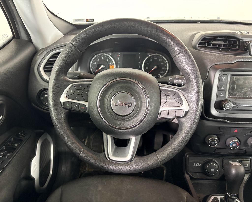 Thumbnail: 2018 Jeep Renegade - 7