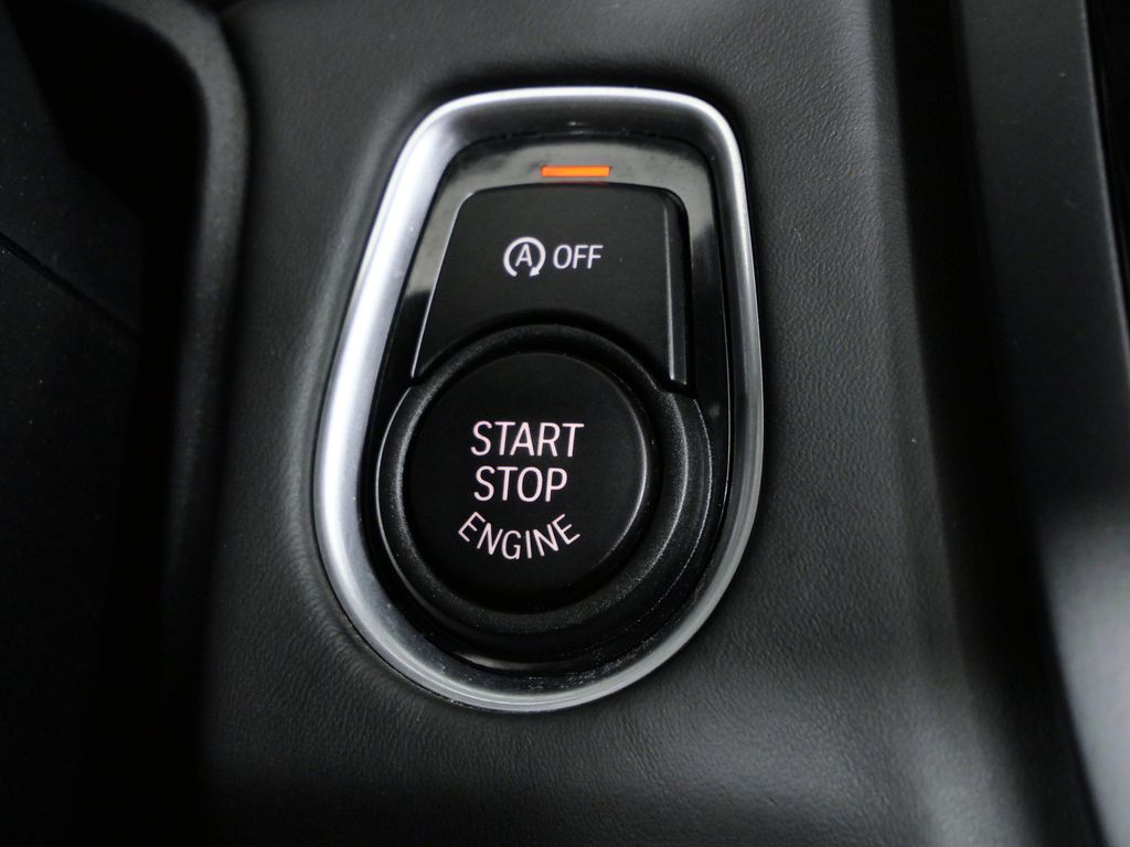 Thumbnail: 2016 BMW M4 - 45