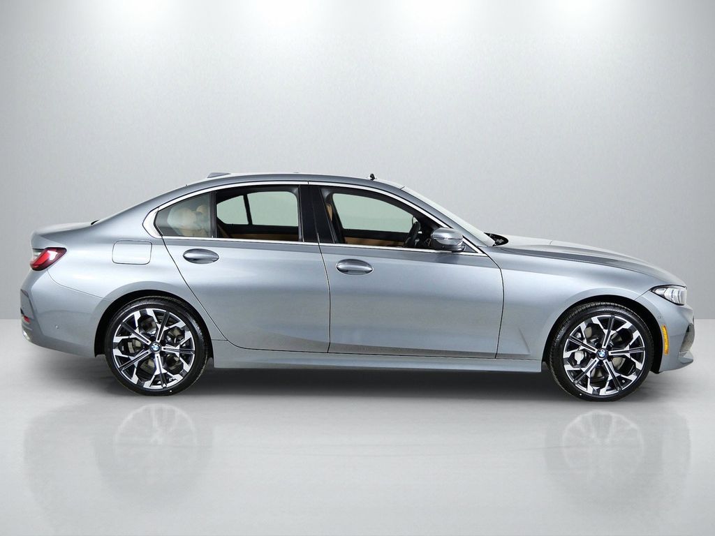 Thumbnail: 2026 BMW 3 Series - 8