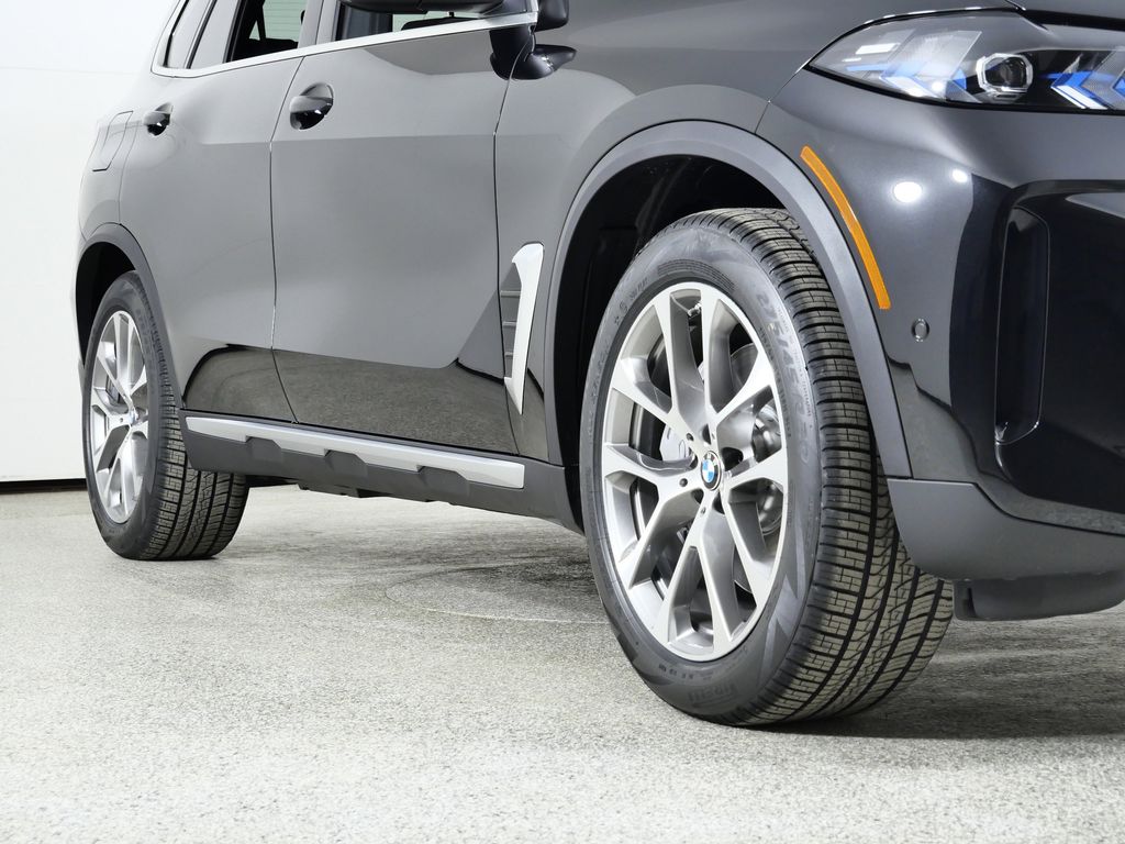 Thumbnail: 2026 BMW X5 - 6