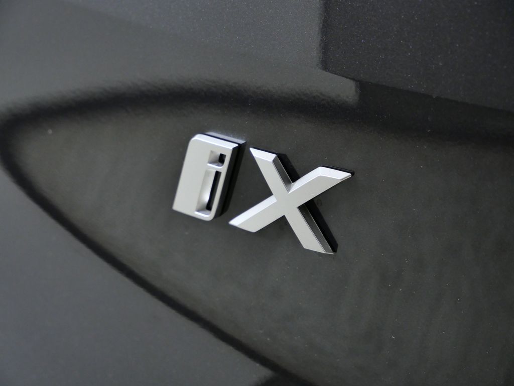 Thumbnail: 2026 BMW iX - 13