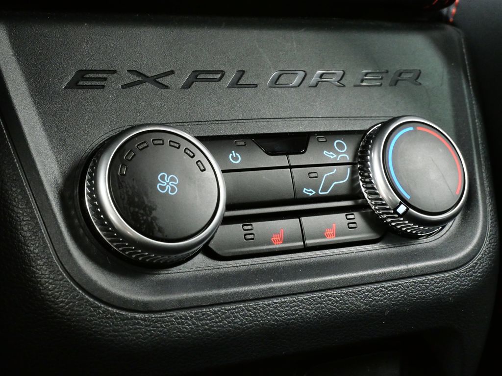 Thumbnail: 2025 Ford Explorer - 27