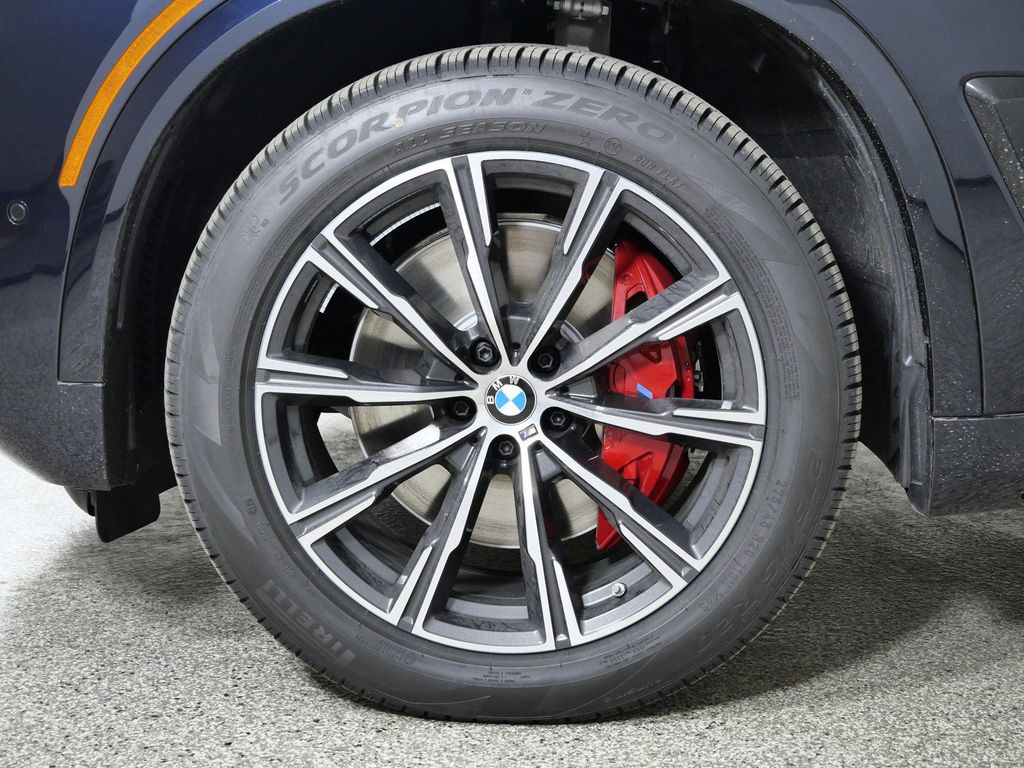 Thumbnail: 2026 BMW X5 - 17