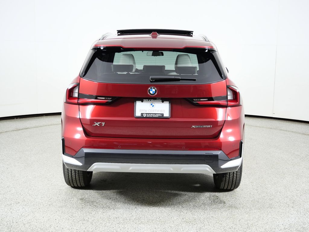 Thumbnail: 2026 BMW X1 - 12