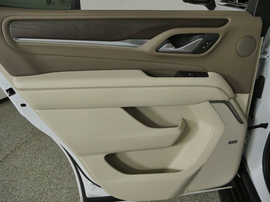 Thumbnail: 2022 GMC Yukon - 32