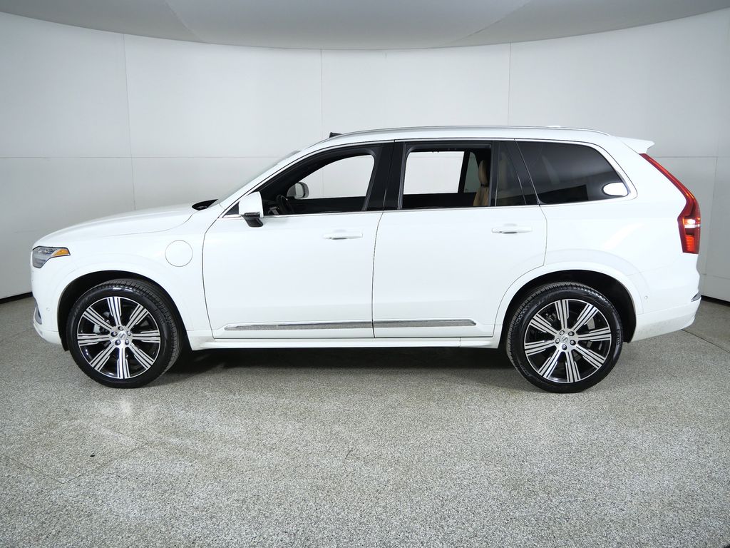 Thumbnail: 2024 Volvo XC90 - 16