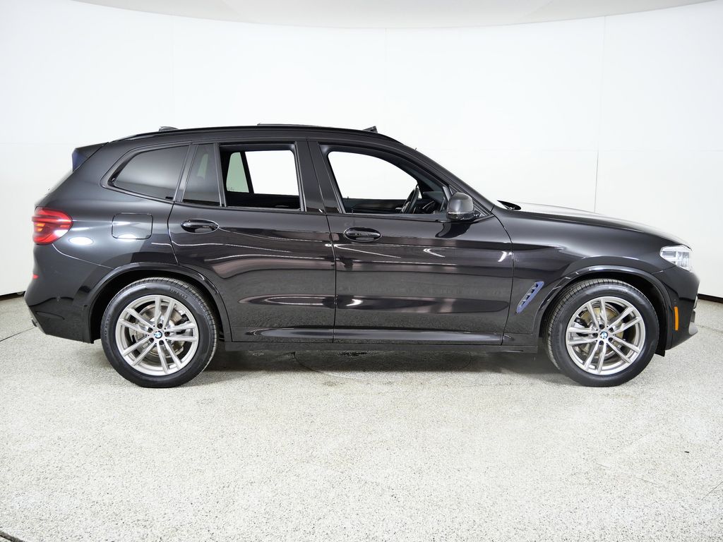 Thumbnail: 2021 BMW X3 - 9