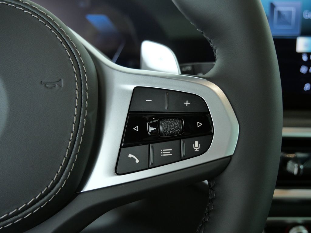 Thumbnail: 2026 BMW X5 - 40