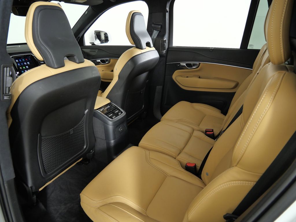 Thumbnail: 2024 Volvo XC90 - 31
