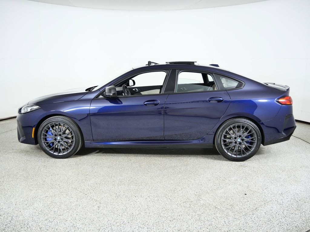 Thumbnail: 2025 BMW 2 Series - 17