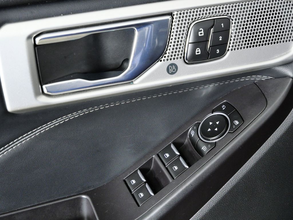 Thumbnail: 2020 Ford Explorer - 39