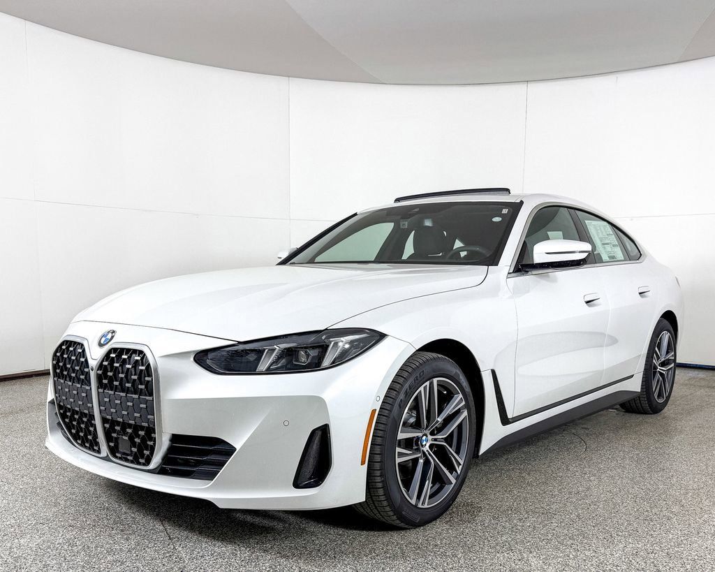 Thumbnail: 2025 BMW 4 Series - 1