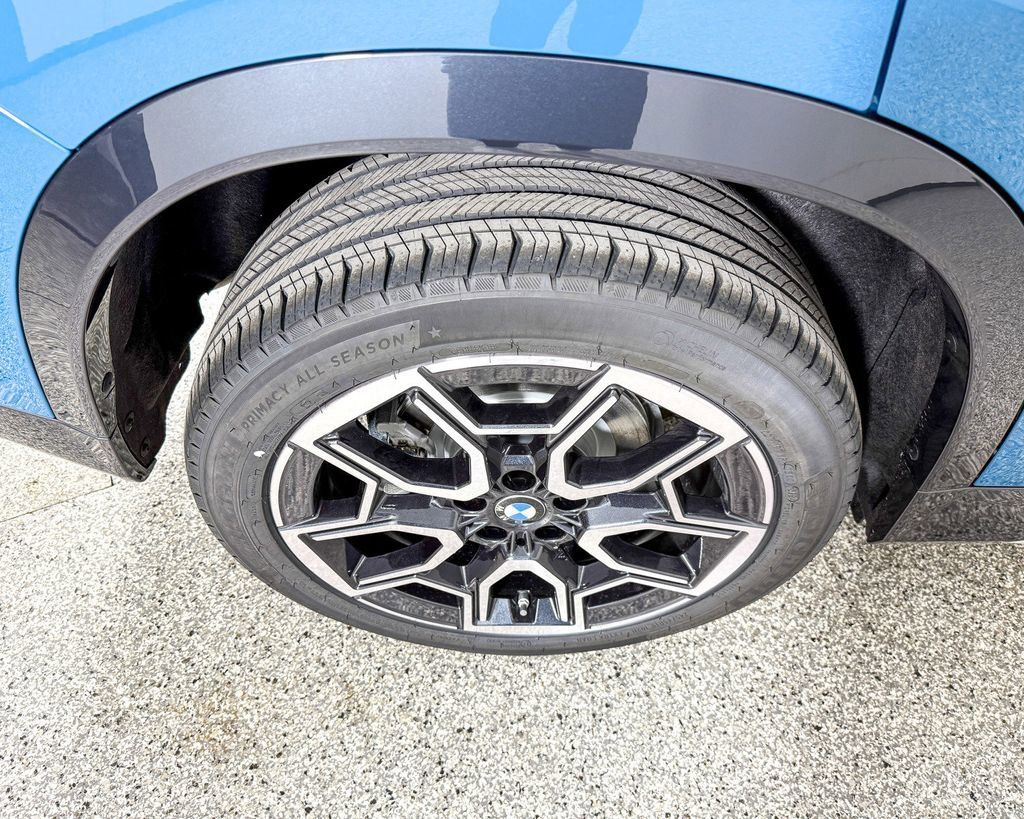 Thumbnail: 2025 BMW X1 - 18