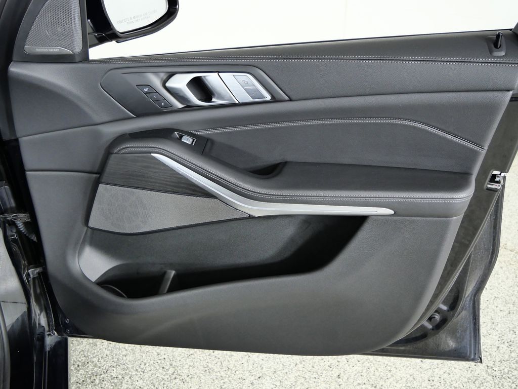 Thumbnail: 2020 BMW X7 - 20