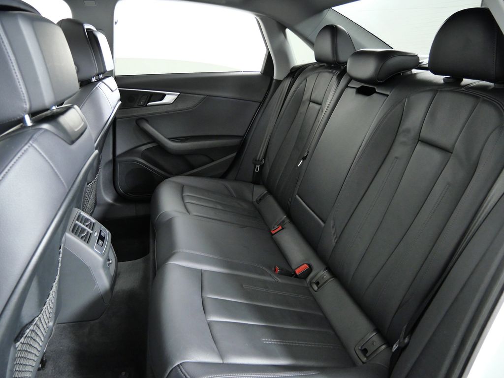 Thumbnail: 2018 Audi A4 - 31