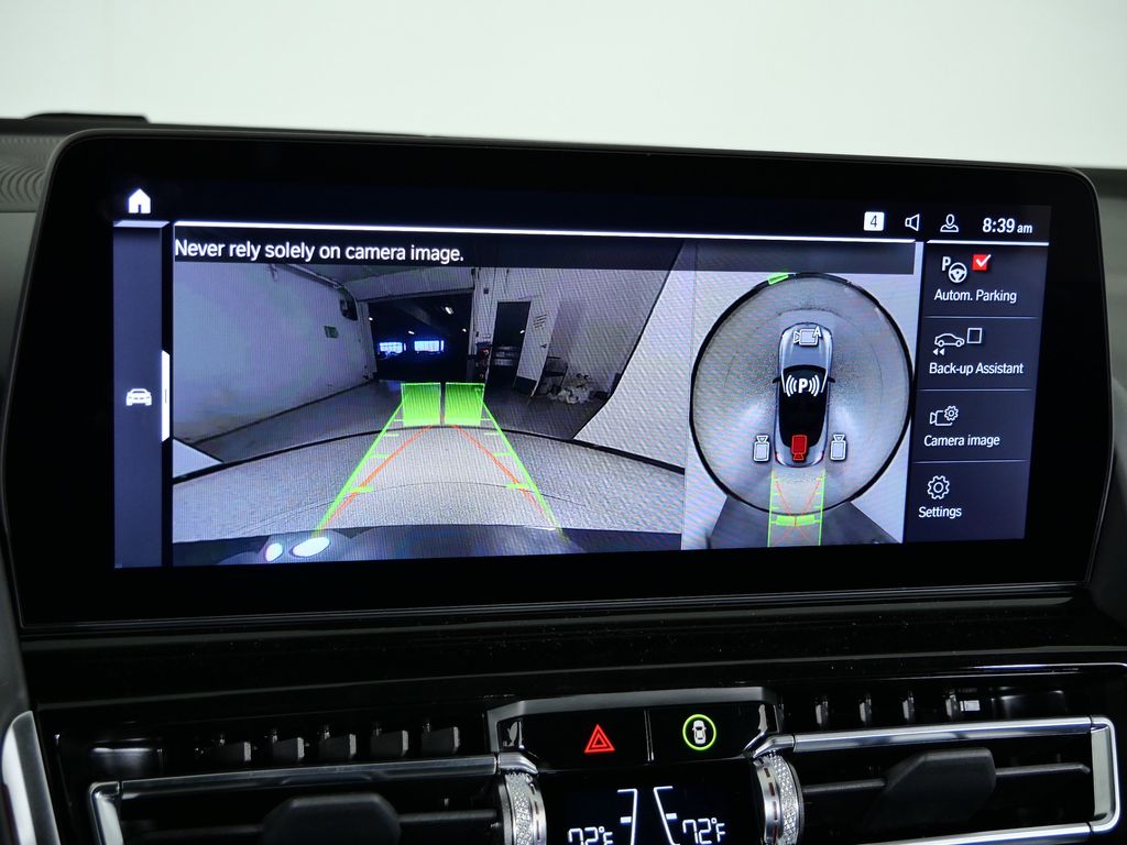 Thumbnail: 2025 BMW M8 - 49