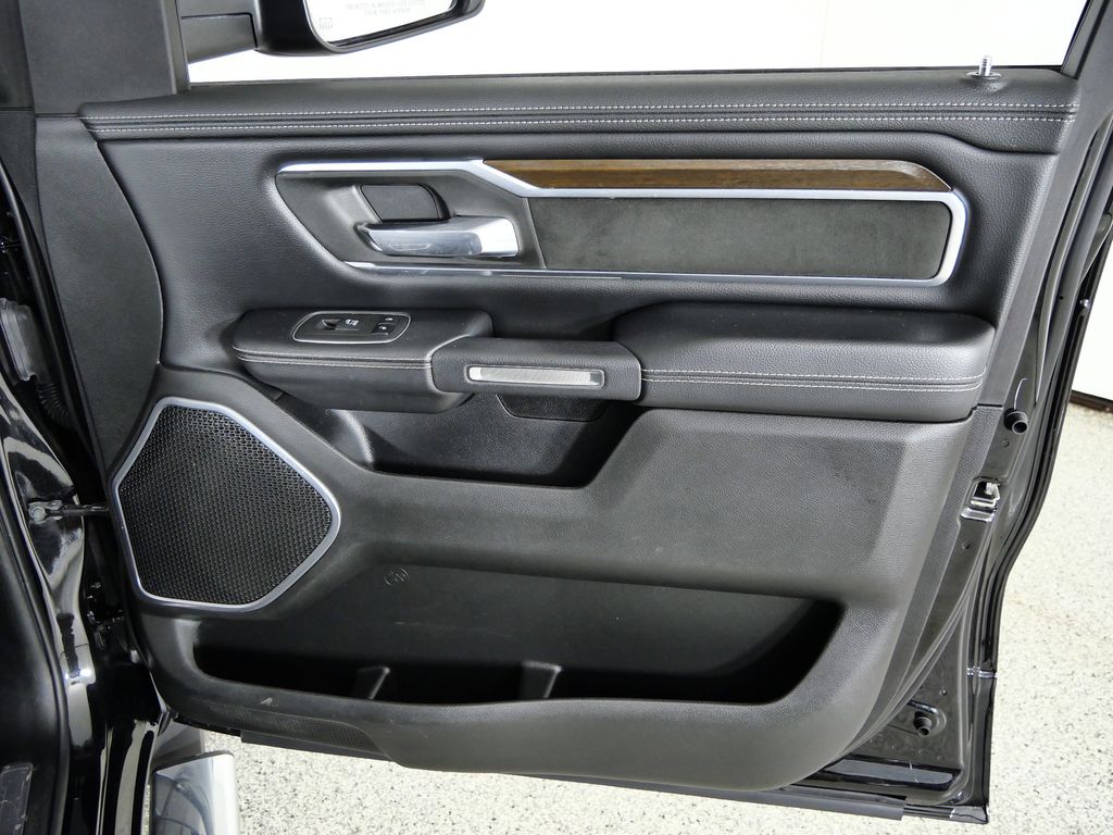 Thumbnail: 2022 RAM 1500 - 19