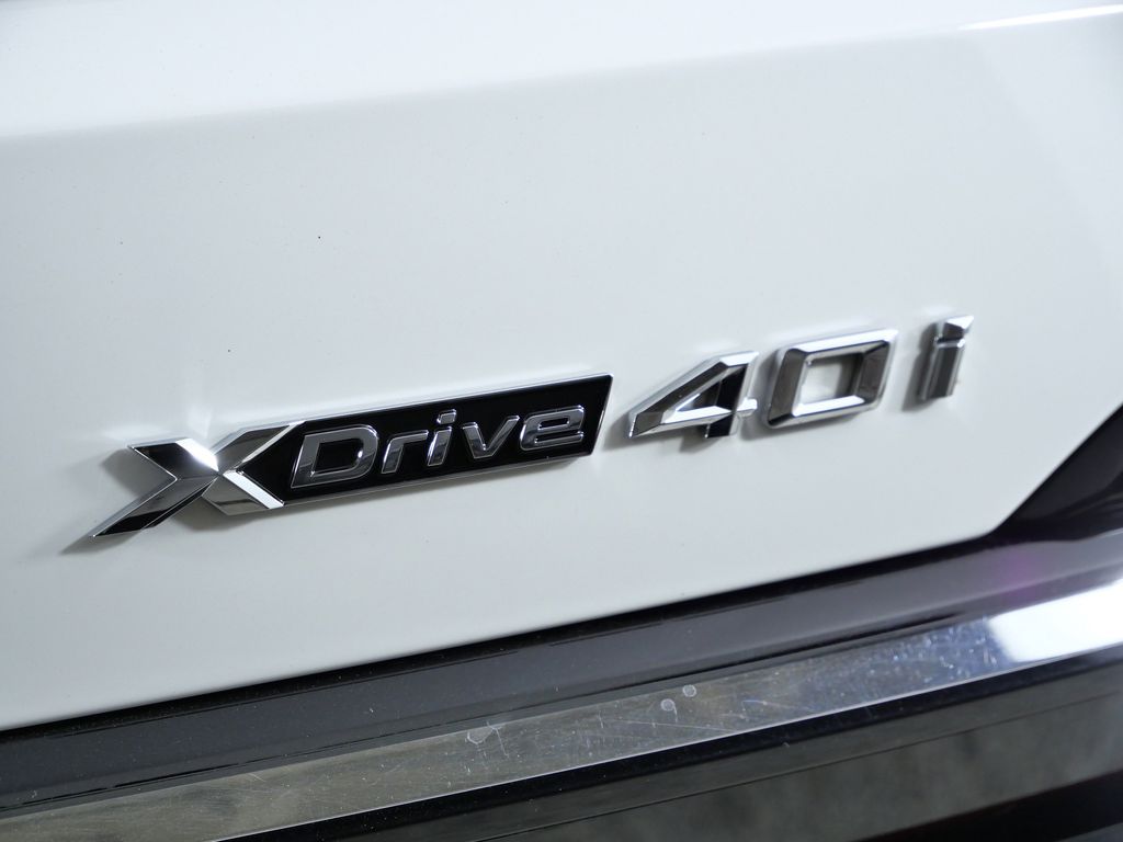 Thumbnail: 2023 BMW X7 - 15