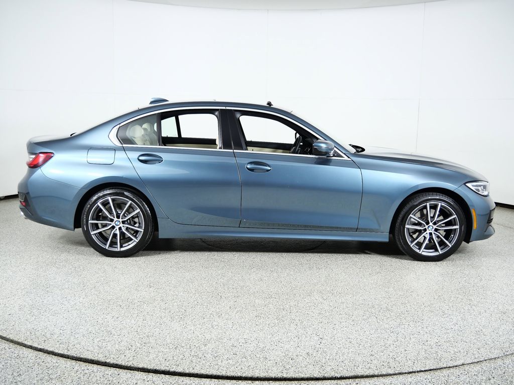 Thumbnail: 2020 BMW 3 Series - 9