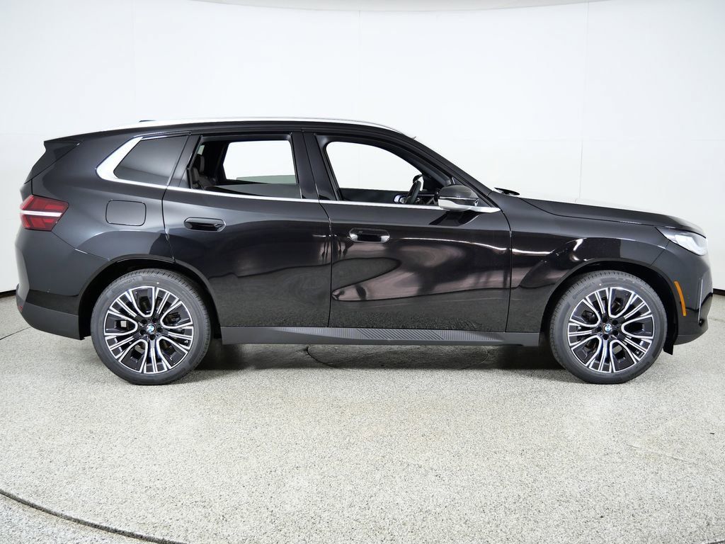 Thumbnail: 2026 BMW X3 - 10