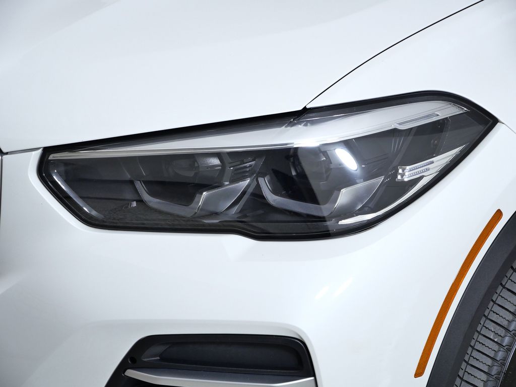 Thumbnail: 2023 BMW X5 - 4