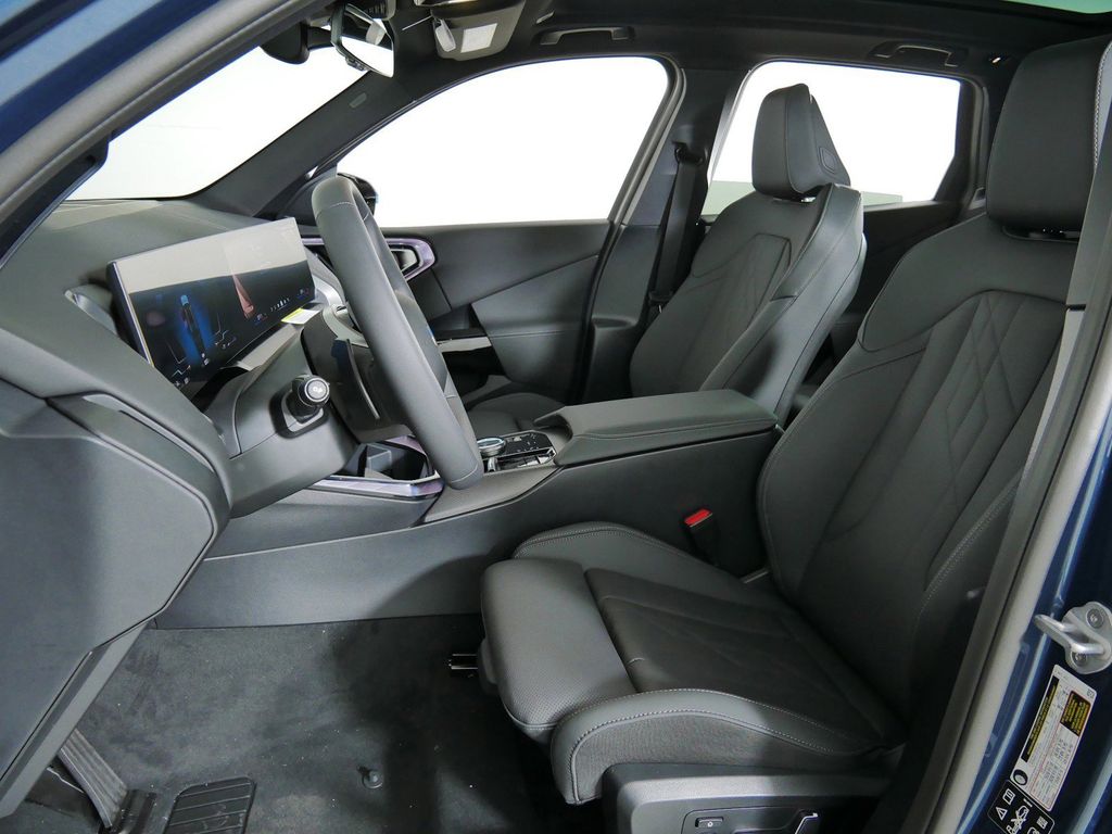 Thumbnail: 2026 BMW X3 - 33