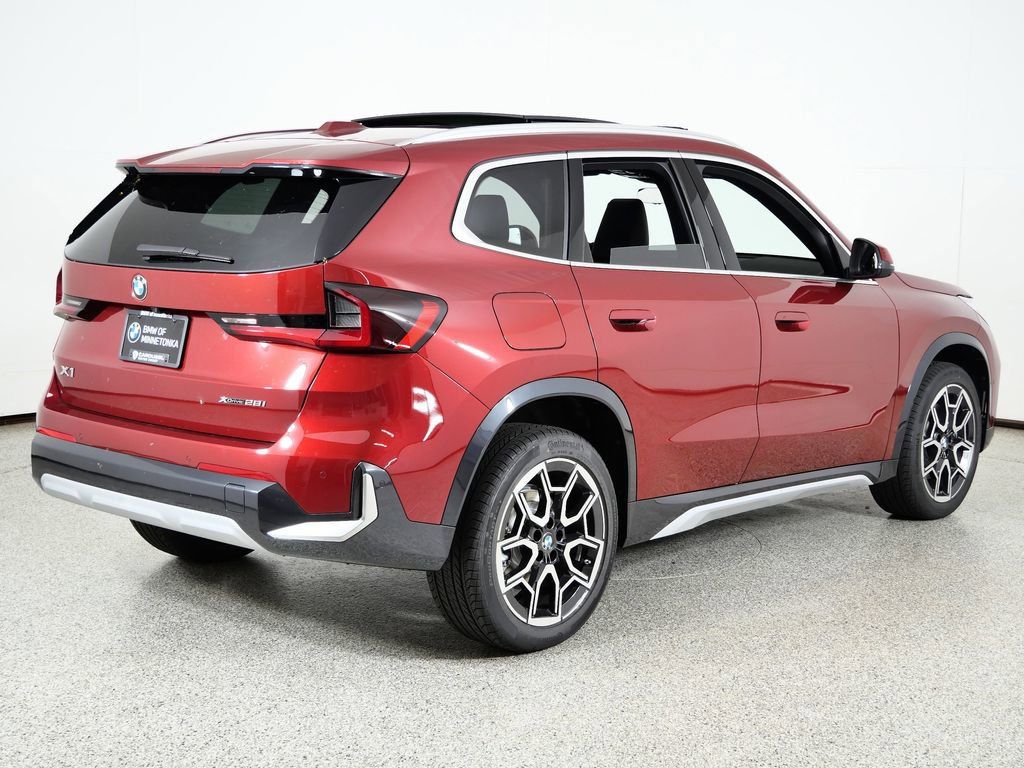 Thumbnail: 2026 BMW X1 - 11