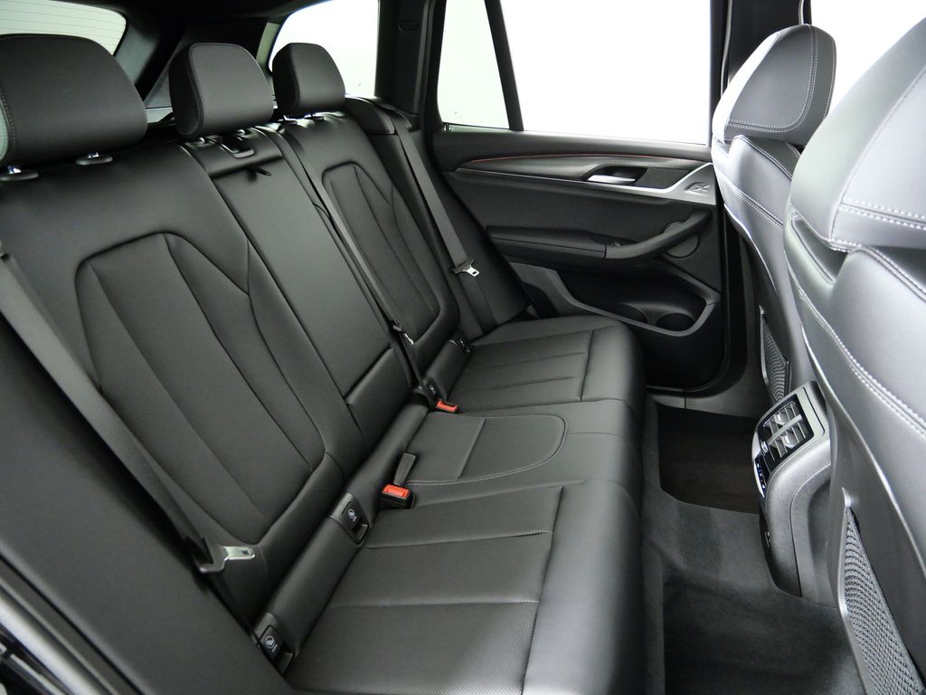 Thumbnail: 2024 BMW X3 - 31