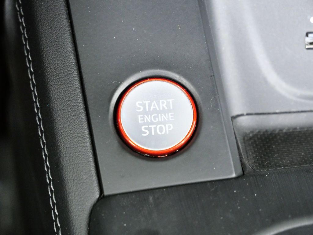 Thumbnail: 2018 Audi S4 - 47