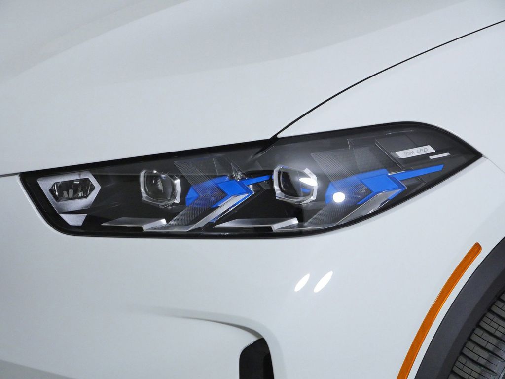 Thumbnail: 2026 BMW X5 - 3