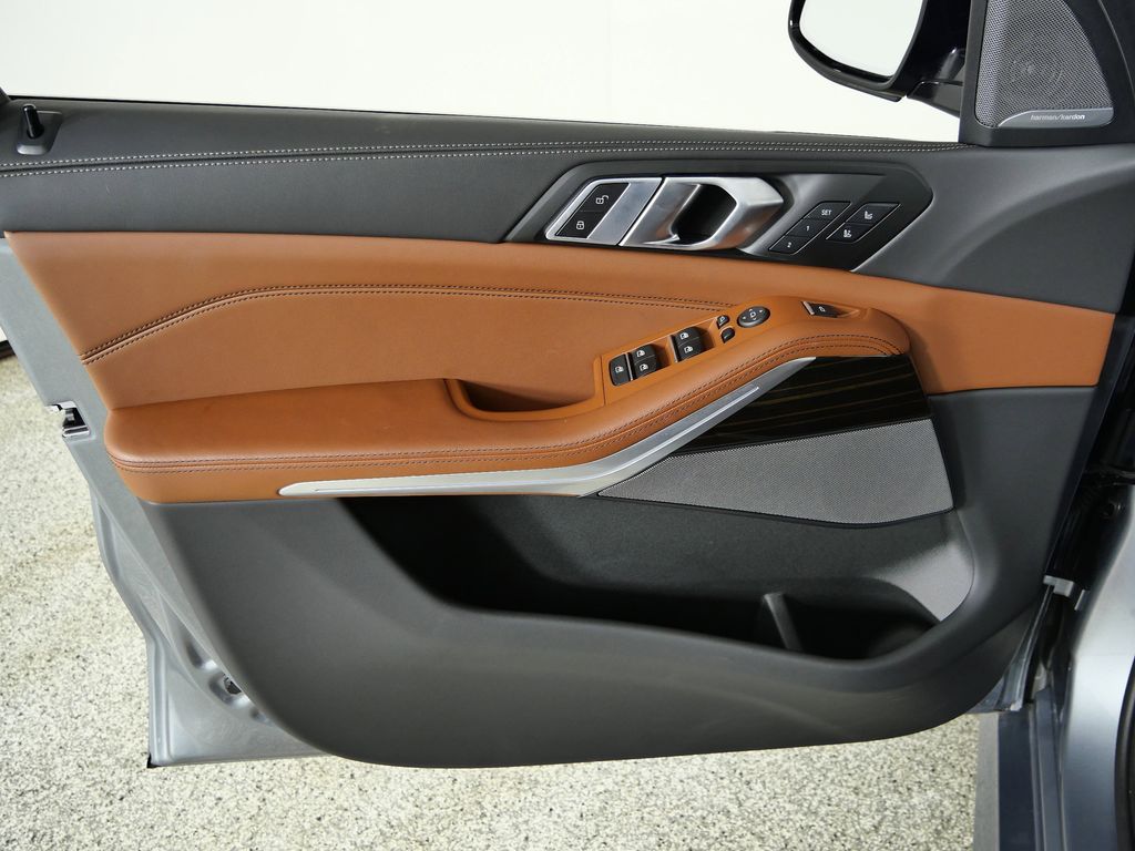 Thumbnail: 2025 BMW X5 - 39