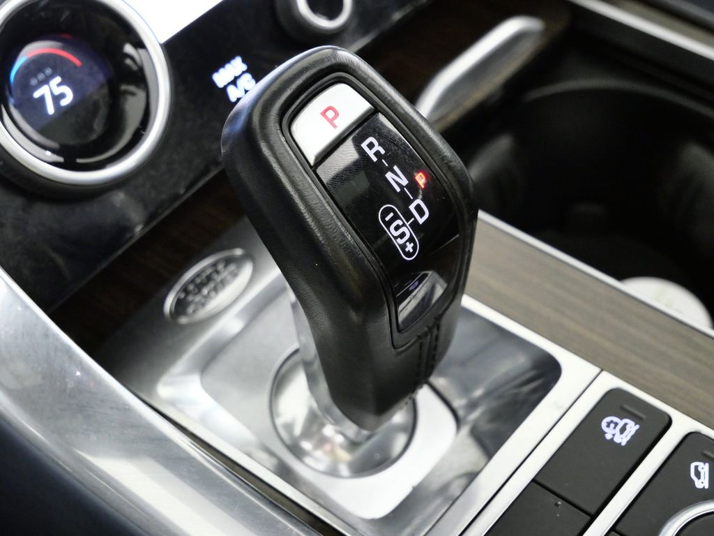 Thumbnail: 2018 Land Rover Range Rover Sport - 47