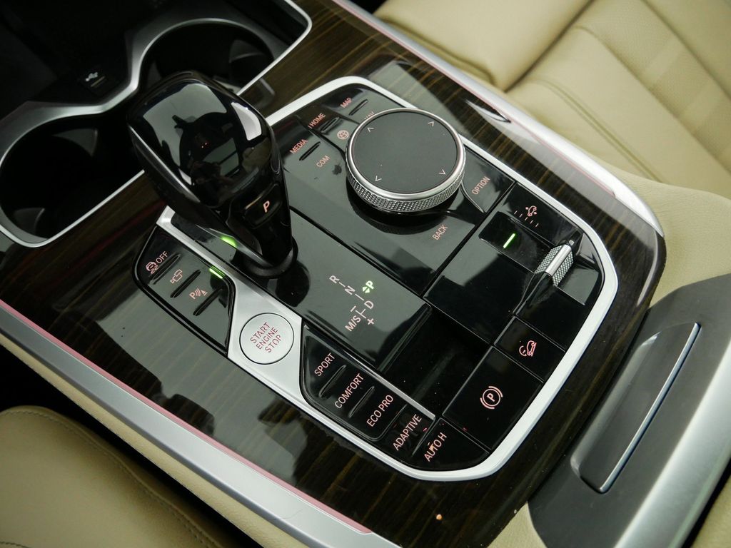 Thumbnail: 2021 BMW X7 - 49