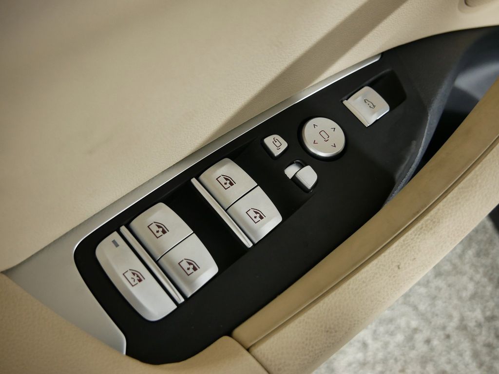 Thumbnail: 2024 BMW X3 - 33