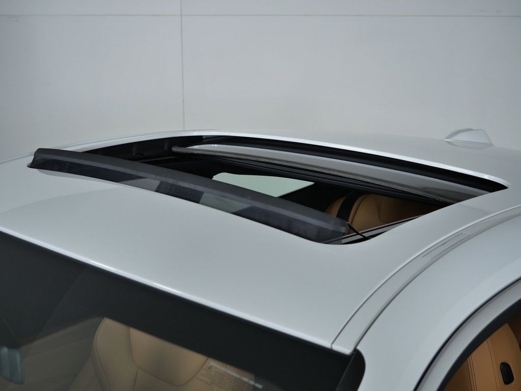 Thumbnail: 2025 BMW 4 Series - 22