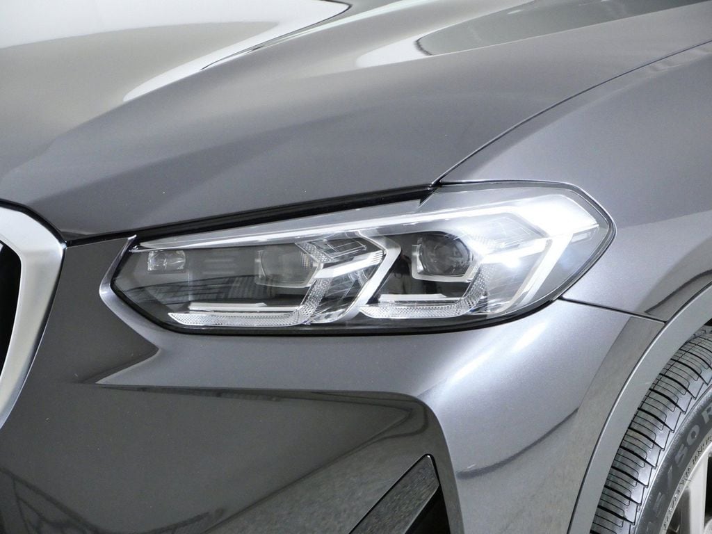 Thumbnail: 2023 BMW X3 - 3