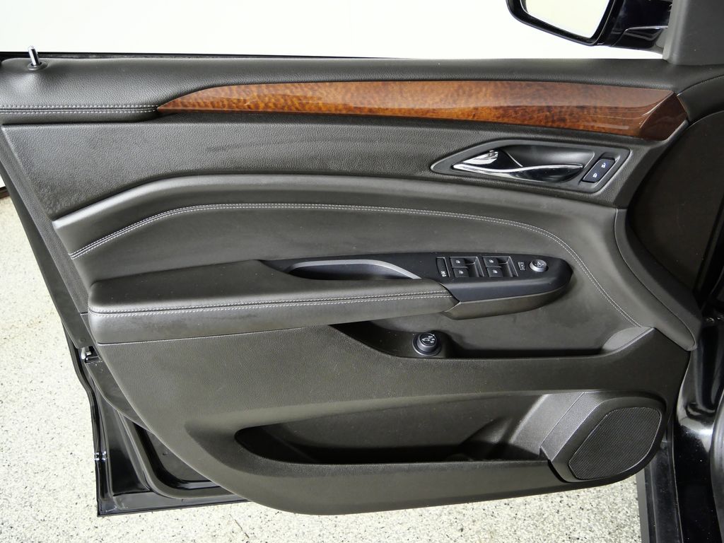 Thumbnail: 2013 Cadillac SRX - 33