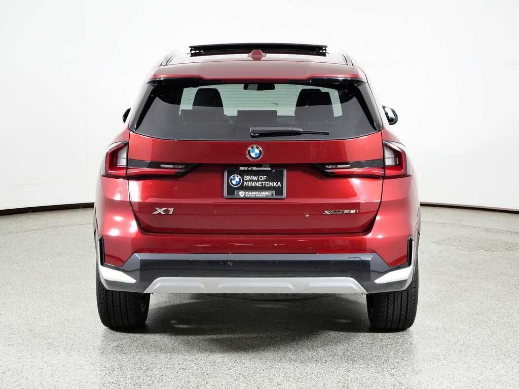 Thumbnail: 2026 BMW X1 - 12