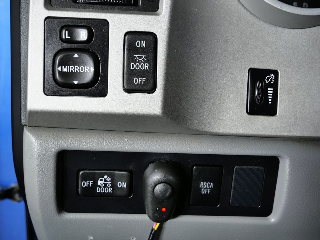 Thumbnail: 2008 Toyota Tundra - 38