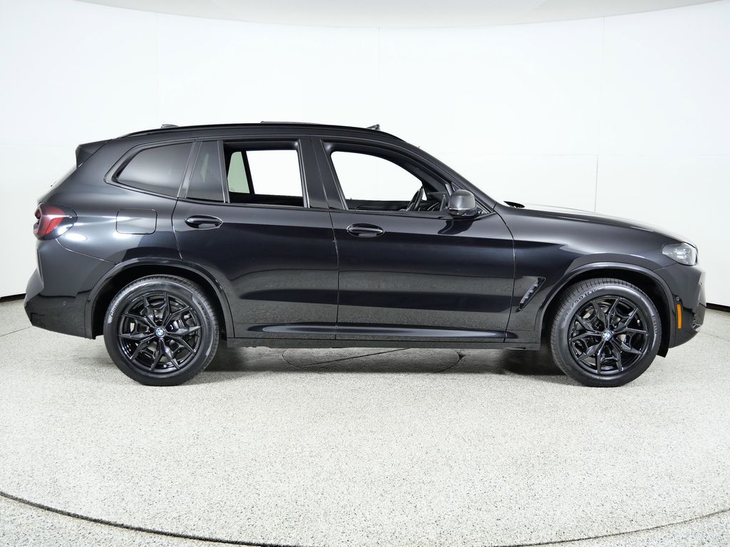 Thumbnail: 2024 BMW X3 - 10