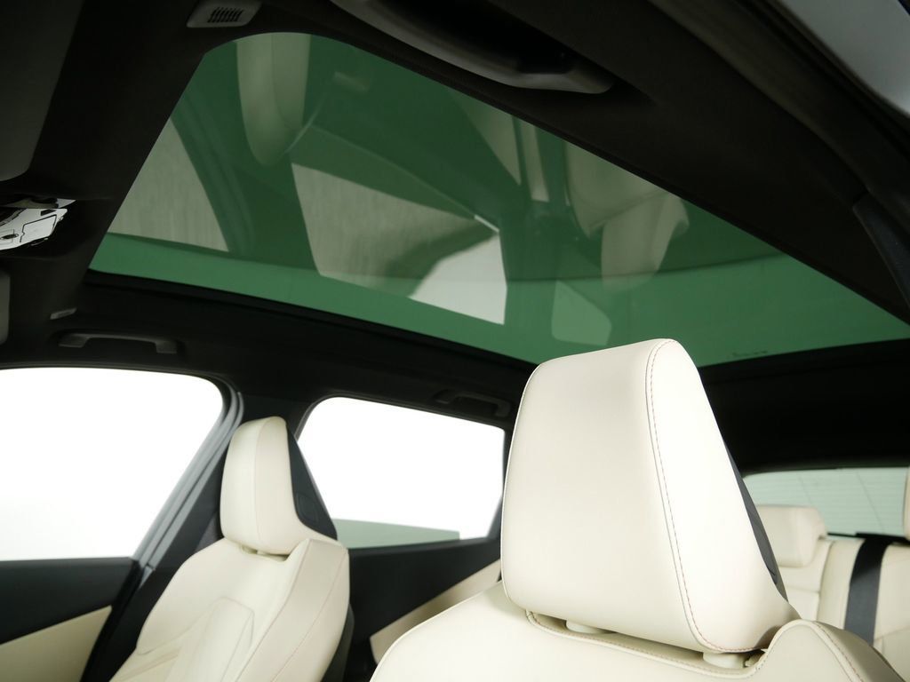 Thumbnail: 2025 BMW X3 - 21