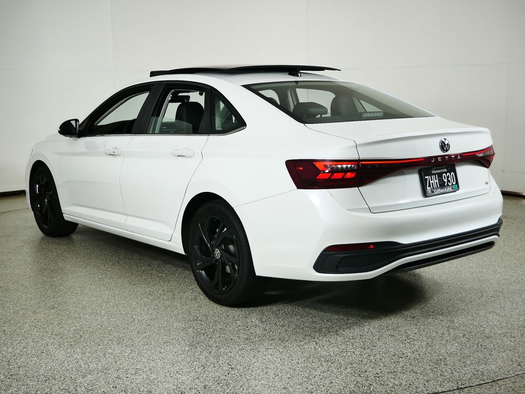 Thumbnail: 2025 Volkswagen Jetta - 14