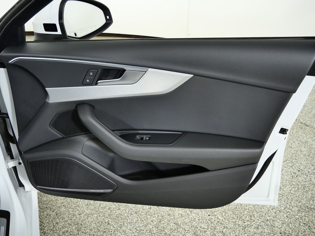 Thumbnail: 2017 Audi A4 - 20