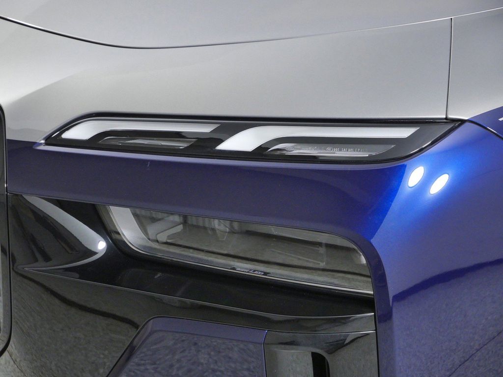 Thumbnail: 2023 BMW 7 Series - 4