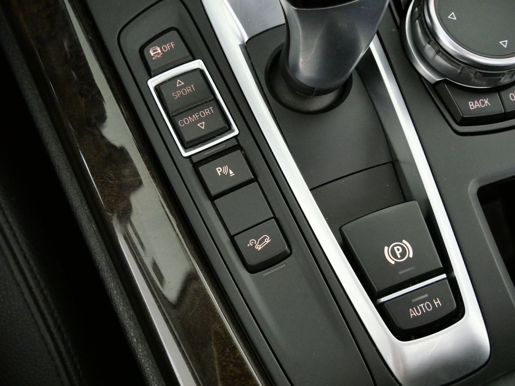 Thumbnail: 2016 BMW X5 - 46