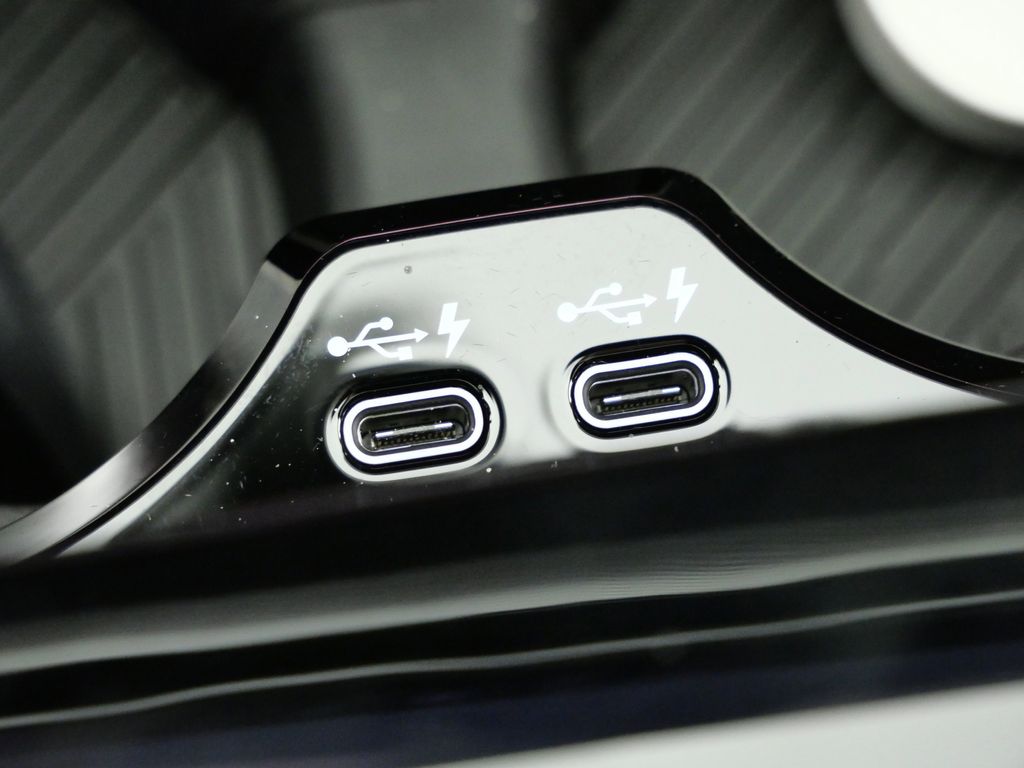 Thumbnail: 2026 BMW 5 Series - 47