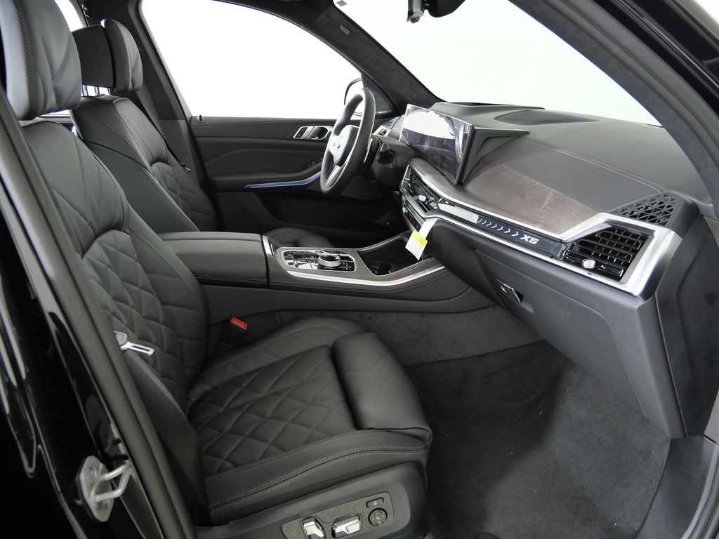 Thumbnail: 2026 BMW X5 - 20