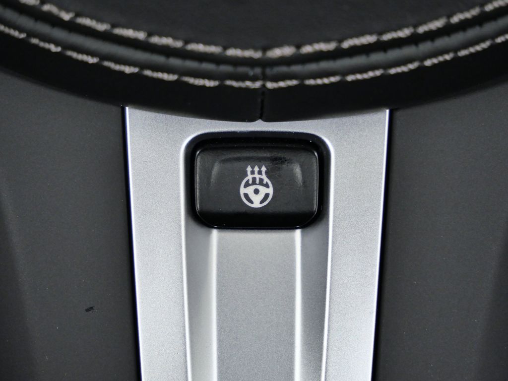 Thumbnail: 2026 BMW 8 Series - 41