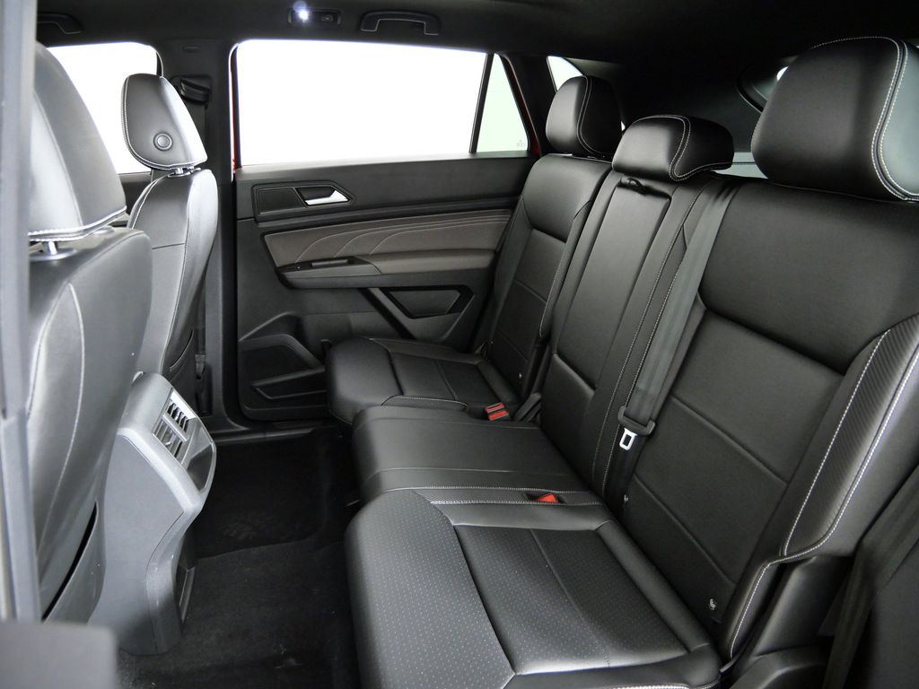 Thumbnail: 2023 Volkswagen Atlas - 31