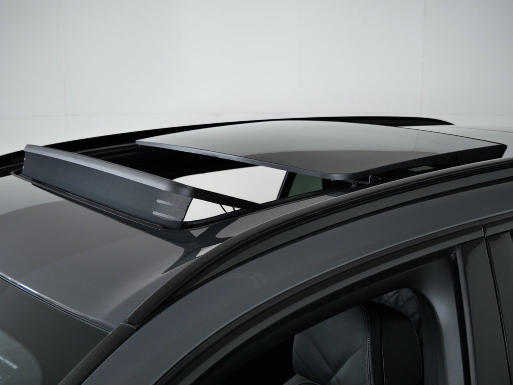 Thumbnail: 2026 BMW X5 - 18